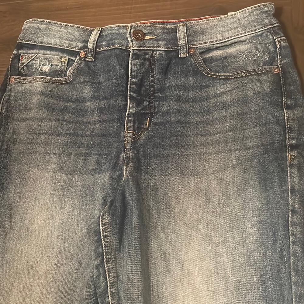 Maurices, size 14, stretch skinny jeans
